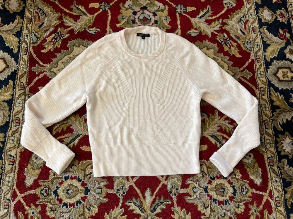 Banana Republic Womens M Cream 100% Merino Wool Ribbed Pullover Sweater Classic